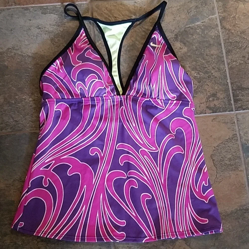 💕Nike* Swim Top